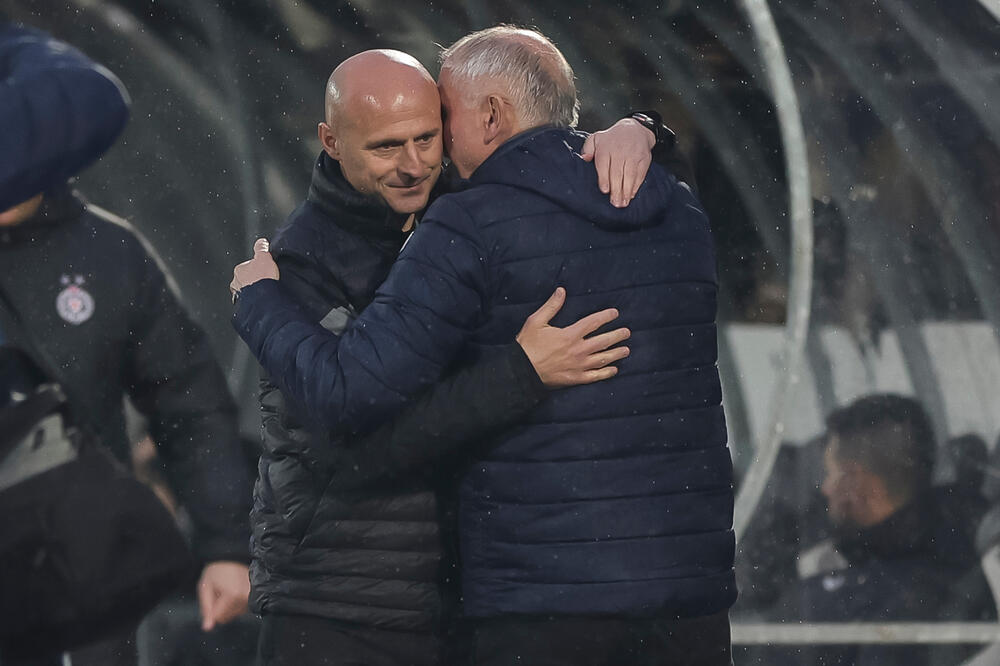 Vraća se! Ponovo na klupi!