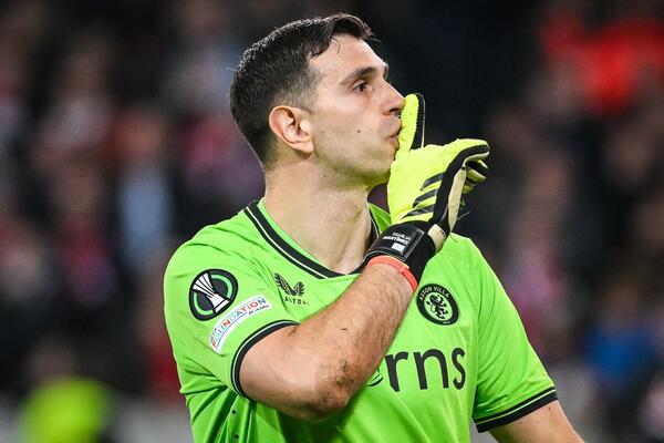 DIBU U NEVEROVATNOJ SERIJI POBEDA U PENAL SERIJAMA! Čarobni niz nestvarnog Martineza (FOTO)