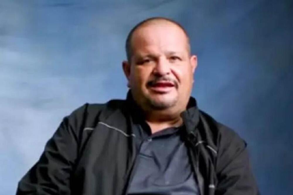 VOZAČ KAMIONA ROĐEN SA DVA POLNA ORGANA: Žene su toliko POLUDELE ZA NJIM da je morao da odseče jedan, NIJE IZDRŽAO