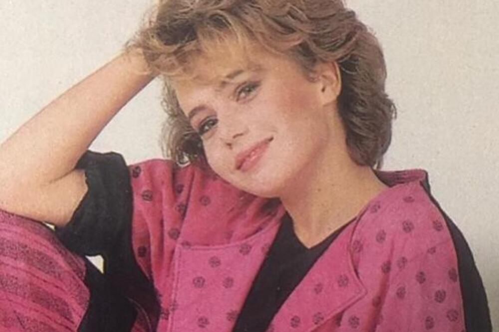 ZBOG OVOG PEVAČA JE OSTAVILA VERENIKA, A ONDA MU RODILA 4 DECE: Nisu ni slutili da će ih stići NAJSTRAŠNIJA TUGA