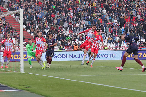 LUDNICA NA MARAKANI! Baždar utišao Delije, Kanga sa bele tačke smirio Grobare! (VIDEO)