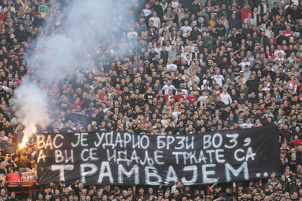 BRUTALNA PROZIVKA OSVANULA NA SEVERU: Pršti na sve strane u "večitom derbiju"