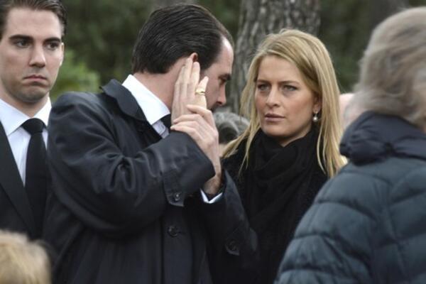 ŠTA JE SA RAZVODIMA OVE GODINE? Još jedan par stavlja TAČKU na BRAK: Posle 14 godina rešili sve da nas ŠOKIRAJU