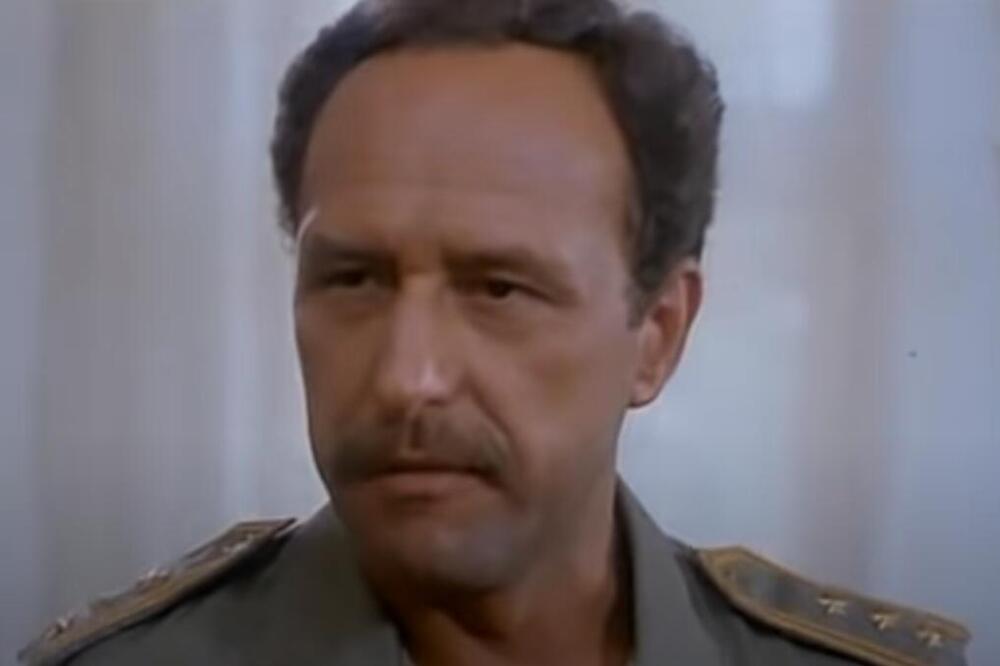 DA LI JE MOGUĆE DA OMILJENI SRPSKI GLUMAC PUNI OVOLIKO GODINA? Danas se ne zna da li ljudi više VOLE njega ili SINA