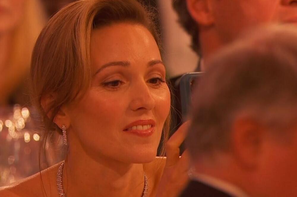 NAKON POVREDE I POVLAČENJA NOVAKA ĐOKOVIĆA, JELENA DONELA DRASTIČNU ODLUKU! Srbija u šoku