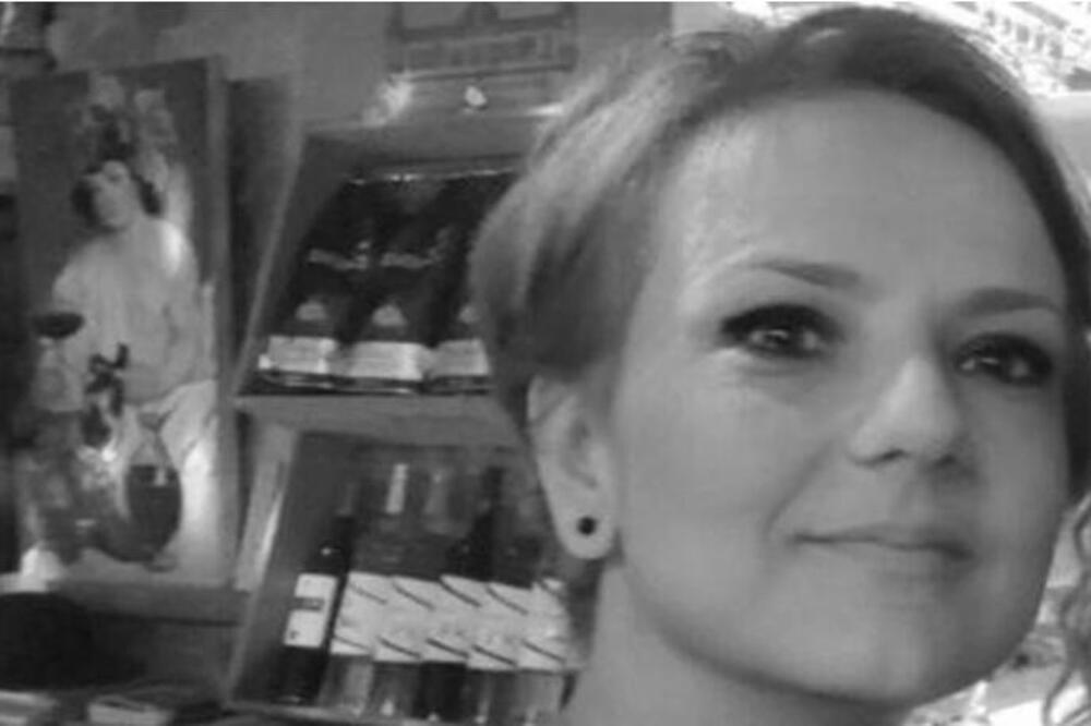 SUTRA SAHRANA MILANE IZ BANJALUKE: Uplakani đaci ostavljali cveće u dvorištu škole, nacija tuguje!