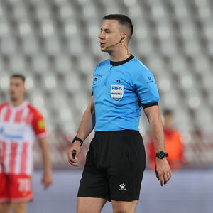 Miloš Milanović sudi meč Lige konferencija (Foto)