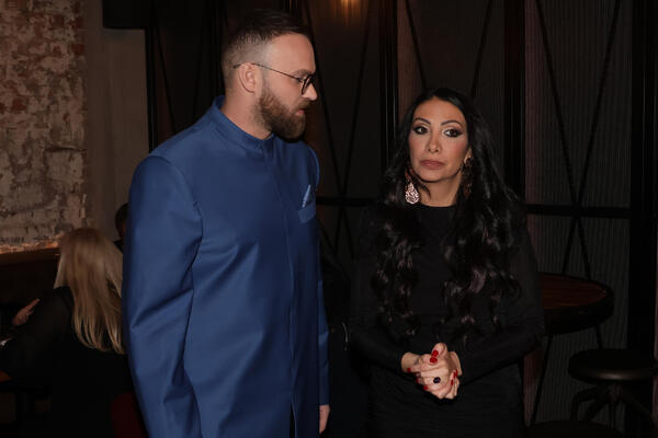 OPA BATO, IMA SE MOŽE SE! Danijel ima PRIVATNU PLAŽU u Crnoj Gori: Njegov TAST je veliki MOĆNIK, sve je OBEZBEDIO