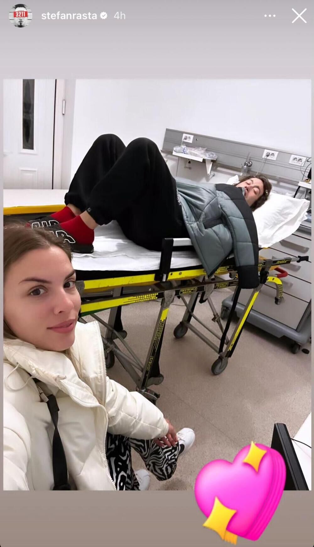 Reper je kod lekara došao sa devojkom Marijom