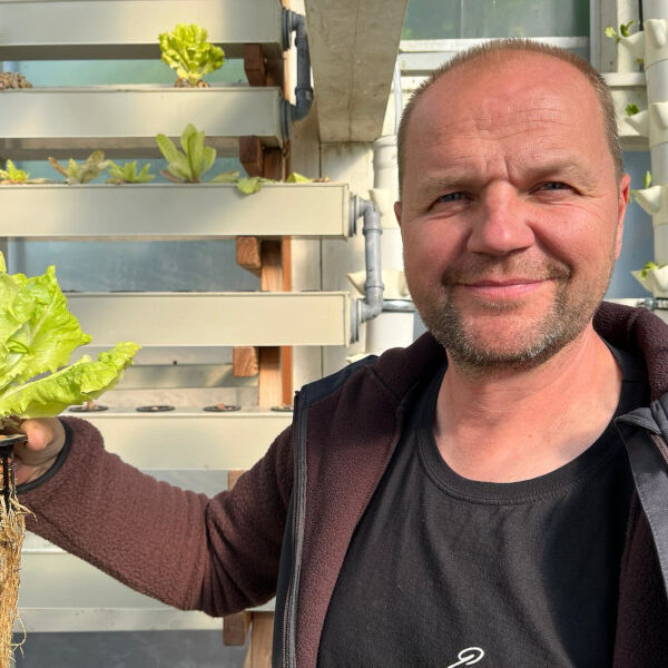 E, OVO SE ZOVE EVROPSKI "SELJAČKI TURIZAM": Janko napravio SPEKTAKL na imanju, kad vidite ŠTA sve ima...(FOTO)