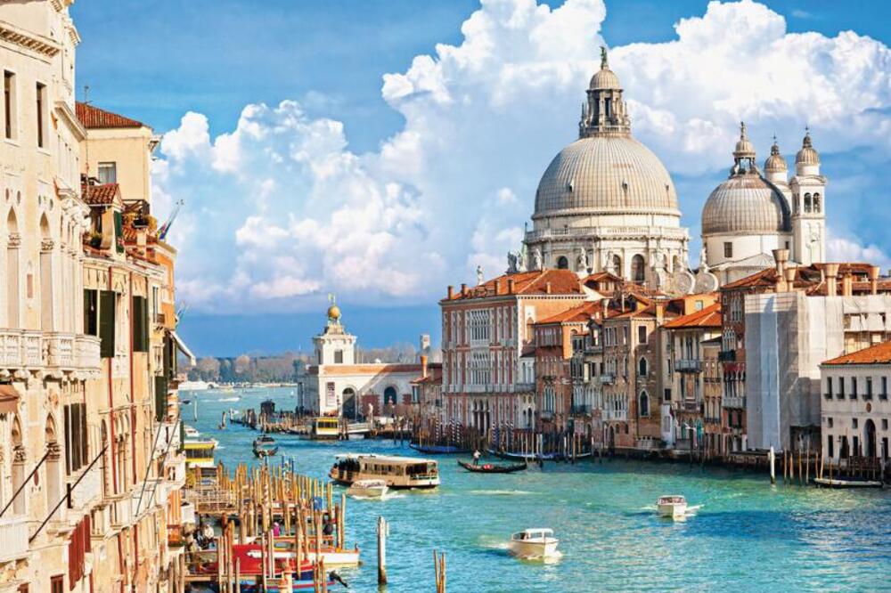 TRAVELLANDOVI PROLEĆNI ARANŽMANI PO LAST MINUTE CENAMA! Evropski gradovi za Prvi maj i Uskrs od 99 evra