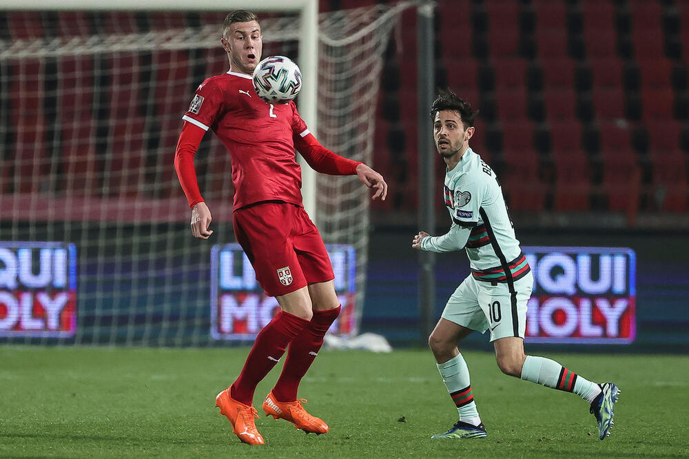 PSŽ OTIMA ZVEZDU TIMA!?