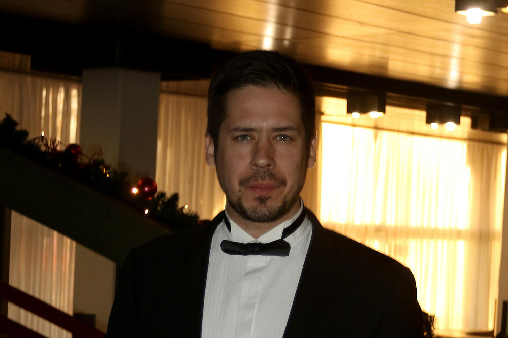 NIKOLA ROKVIĆ OPISAO ŠTA MU SE DEŠAVA DOK HODA PO MAGISTRALI DO GRČKE: "Kad me vide, NAGLO ZAKOČE, a onda..."