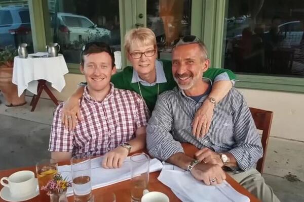 OVA ŽENA JE ZA 12 DANA UMRLA U NAJSTRAŠNIJIM MUKAMA JER JE POJELA OVO: Njeno OPROŠTAJNO PISMO kida dušu, stravično