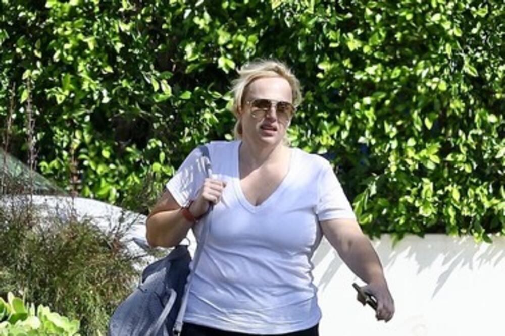 KO JE ZVAO ZANOSNU GLUMICU NA ORGIJE? Iznela informacije nakon TOLIKO GODINA: Smučiće vam se DAN kad čujete...