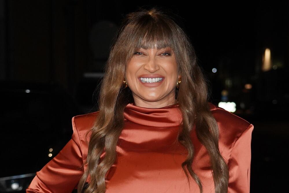 KO JE OVO? KADA SE POJAVILA NA PINKU SVI SE ZBUNILI: Napravila PROMENU VEKA, ni rođena majka je NE BI PREPOZNALA