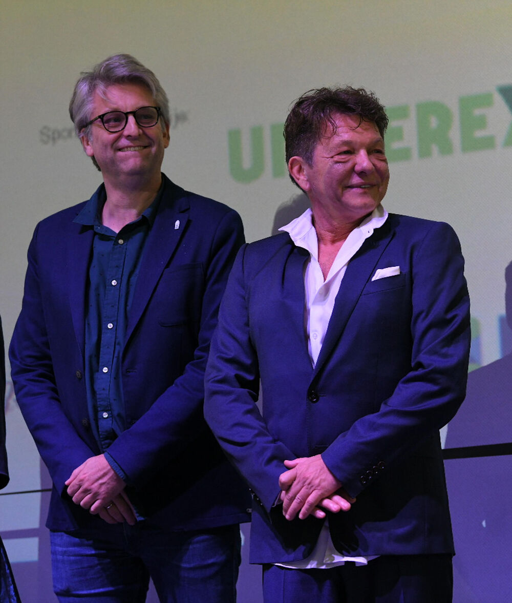 Vuk Ršumović sa Draganom Bjelolgrlićem na premijeri 'Čuvara formule'