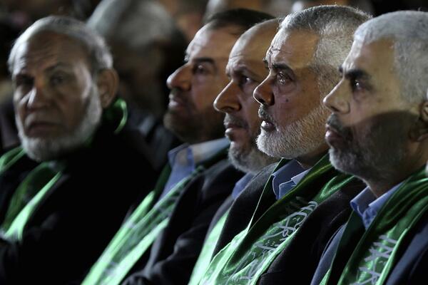 HAMAS SPREMAN DA POLOŽI ORUŽJE?! Zvaničnik izneo šokantne detalje, u zamenu za prekid vatre ZAHTEVAJU SAMO JEDNO