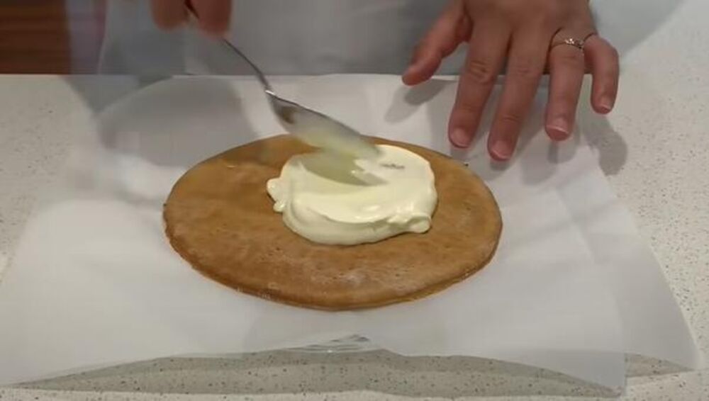 Filovanje Medovik torte