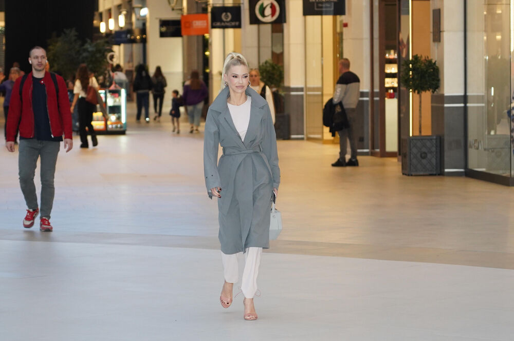 Lice Nataše Bekvalac bez filtera i fotošopa