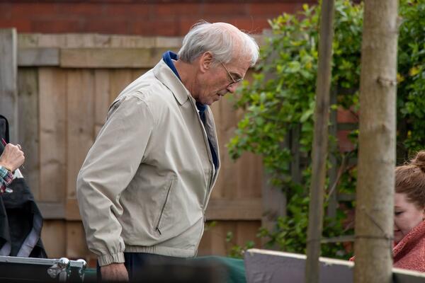 SA SINOM JE PREKINUO KONTAKT PRE 19 GODINA: Porodica mu je na PRVOM MESTU, a evo šta se među njima DESILO