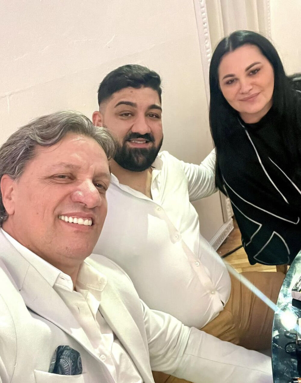 Sa 13 godina počinje da radi svadbe