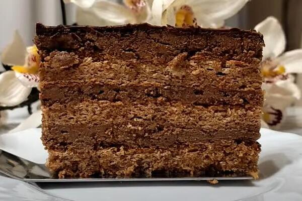 NAJLEPŠA POSLASTICA SA LEŠNIKOM ZA USKRS: Grilijaš torta - kremasta, raskošna, recept kakav samo može da se poželi