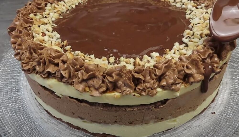 Boem torta na tacni