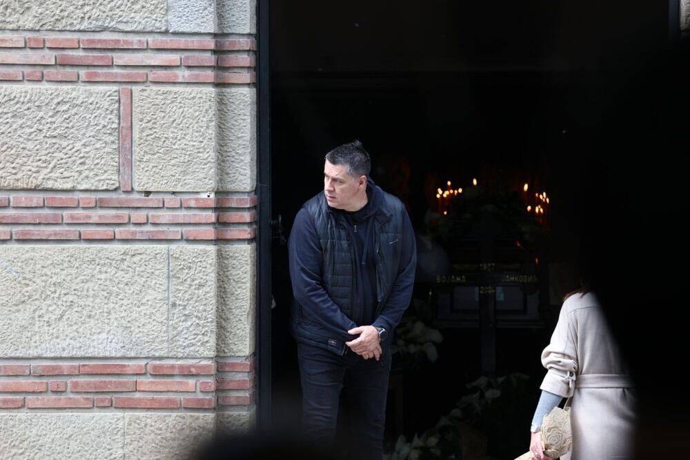 Ivana u pratnji bivšeg supruga Edina Škorića.