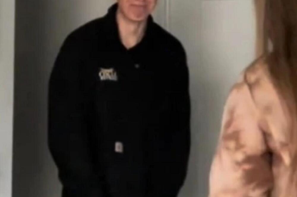 ONO ŠTO MU JE SAOPŠTILA NATERALO GA DA PLAČE 3 DANA: Nakon 10 GODINA desilo im se SLEDEĆE- video POSTAO VIRALAN