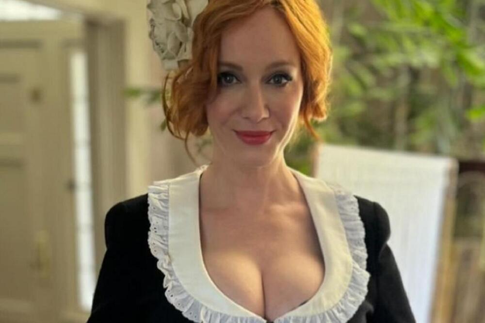 MUŠKARCI PLAČU, VLASNICA NAJVEĆIH GRUDI KONAČNO SE UDALA: Mnogima neće biti dobro od VATRENOG POPRSJA sa venčanja