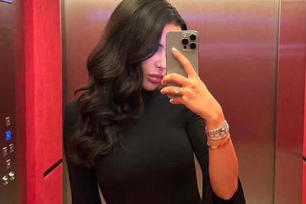 OD OBIČNE DEVOJKE DO NAJPLAĆENIJE LJUBAVNICE NA SVETU: Moćni šeik na Janu NE ŠTEDI, a ona njemu zauzvrat... (FOTO)