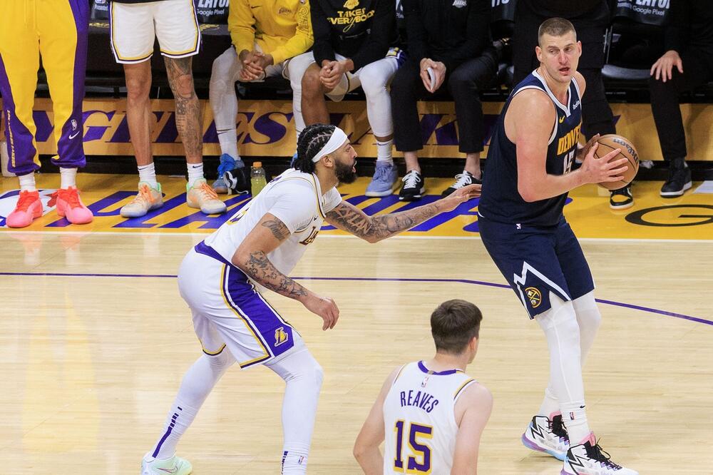 "NAUČIO SAM NA KONJSKIM TRKAMA..." Zanimljiv izjava i bitna Jokićeva lekcija posle poraza od Lejkersa (VIDEO)