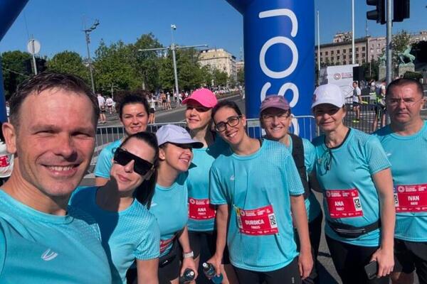 "SLEDEĆI PUT ĆE NAS BITI JOŠ VIŠE": Siniša Mali BODRIO svoj tim na maratonu, pa poslao SNAŽNU PORUKU (FOTO)