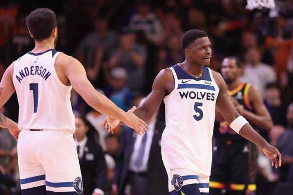 METLA! Minesota ISPRAŠILA Finiks, uzalud dominacija Bukera i Durenta!