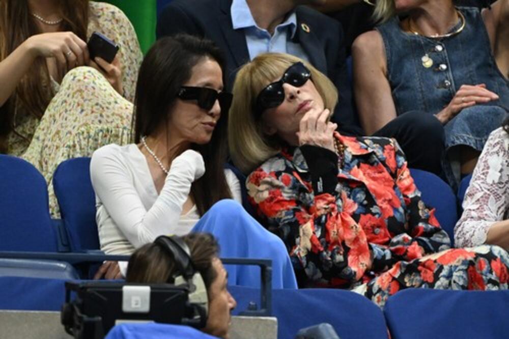 O ovoj ženi ne prestaju da bruje: Sa 75. godina izgleda kao da ima 30, iznenadićete se kad saznate šta jede i pije