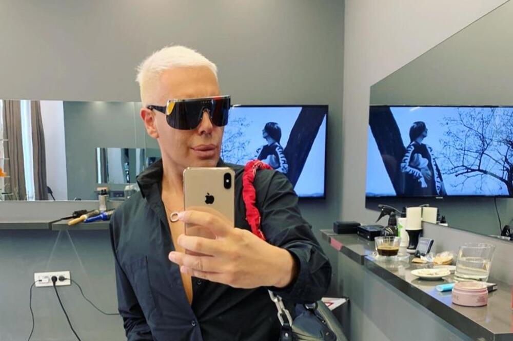 KO JE OVAJ ČOVEK? Pojavila se Bokijeva NIKAD VIĐENA FOTKA: Bez korekcija i u veoma MUŽEVNOM IZDANJU, DRUGA OSOBA