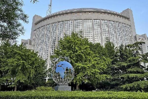 Si Đinping u državnoj poseti Francuskoj, Srbiji i Mađarskoj