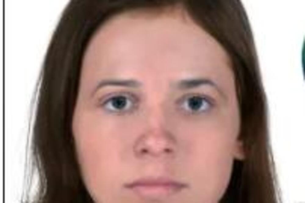 RADNICI JE PRONAŠLI ZACEMENTIRANU SA ŽICOM OKO VRATA U PODRUMU: Nakon 20 godina konačno otkriveno KO JE ONA (FOTO)