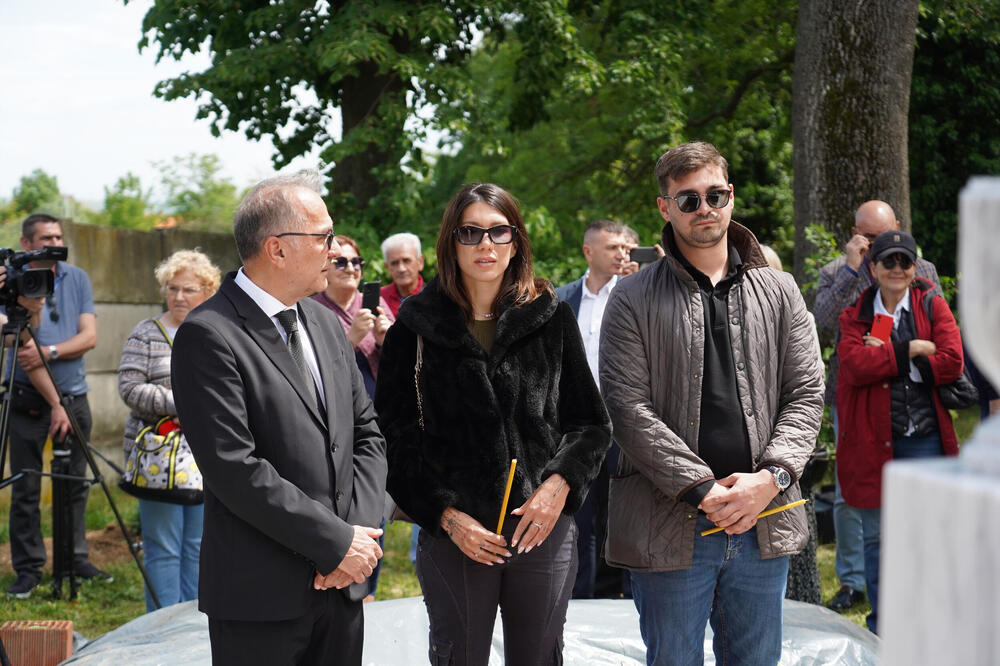 "DANAS ISPUNJAVAMO ZAVET RODITELJSKI" Oglasio se SIN Bate Živojinovića, otkrio kako se OSEĆA nakon svega