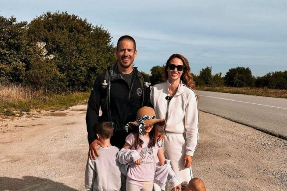 "MOGU DA OSTANEM BEZ SVEGA, ALI PORODICU ČUVAM" Evo kako se Nikola Rokvić PRIPREMAO za put do Grčke, svaka ČAST