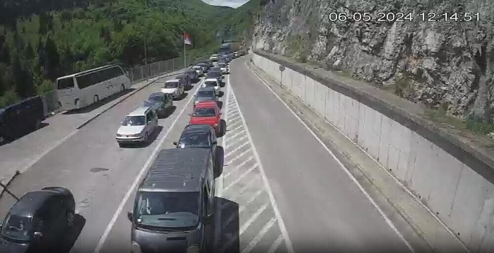 Granica, Granični prelazi