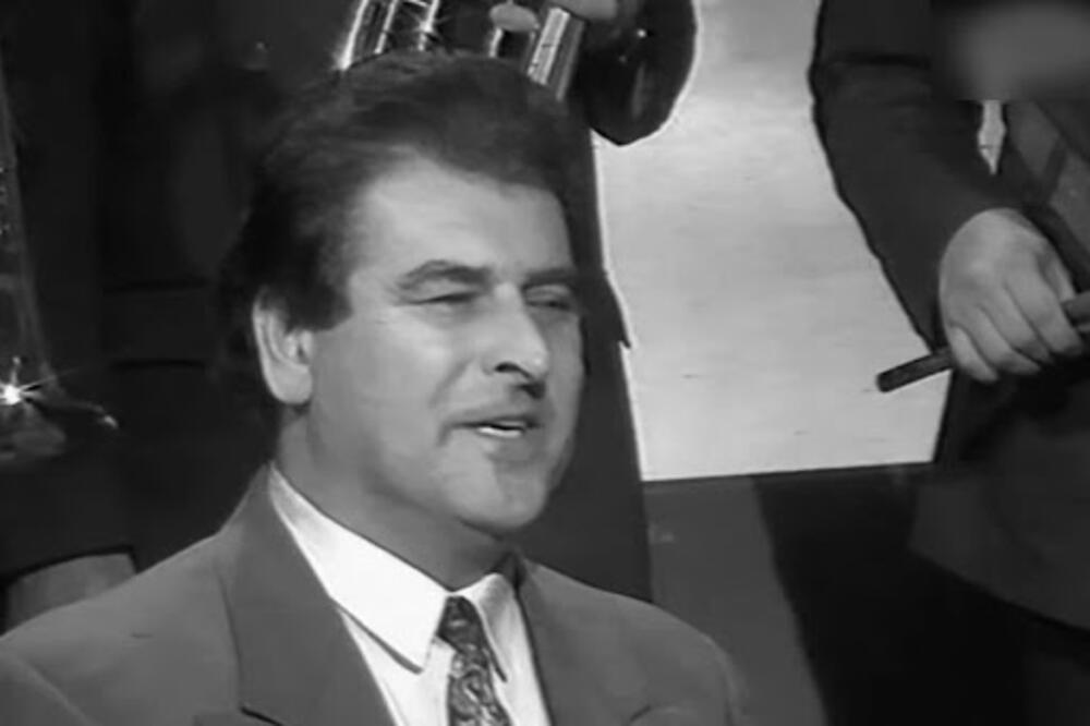 PREMINUO POZNATI PEVAČ: Evo po kojim HITOVIMA će Srbija pamtiti ovog čoveka