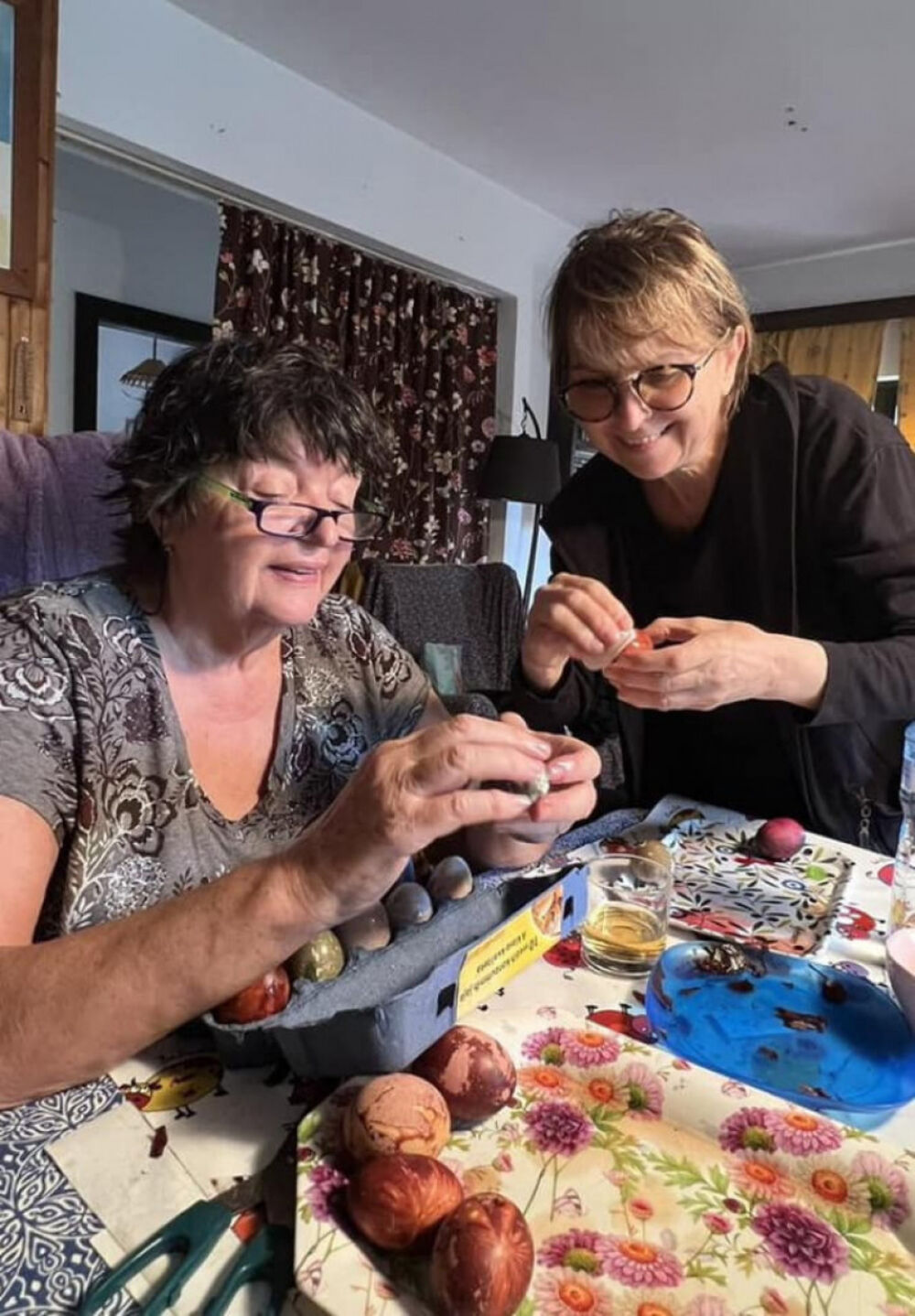 Na Veliki petak Gorica i Bilja su farbale jaja