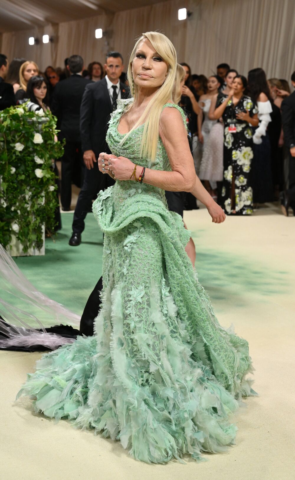 Kreativna direktorka modne kuće 'Versace' postogla je modni pogodak na Met Gali 2024