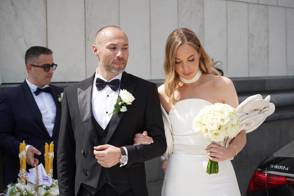 Ljudi se krste kad vide ovaj luksuz: Zavirite u Sofrin stan u centru grada, ovde provodi najlepše dane sa Kosanom