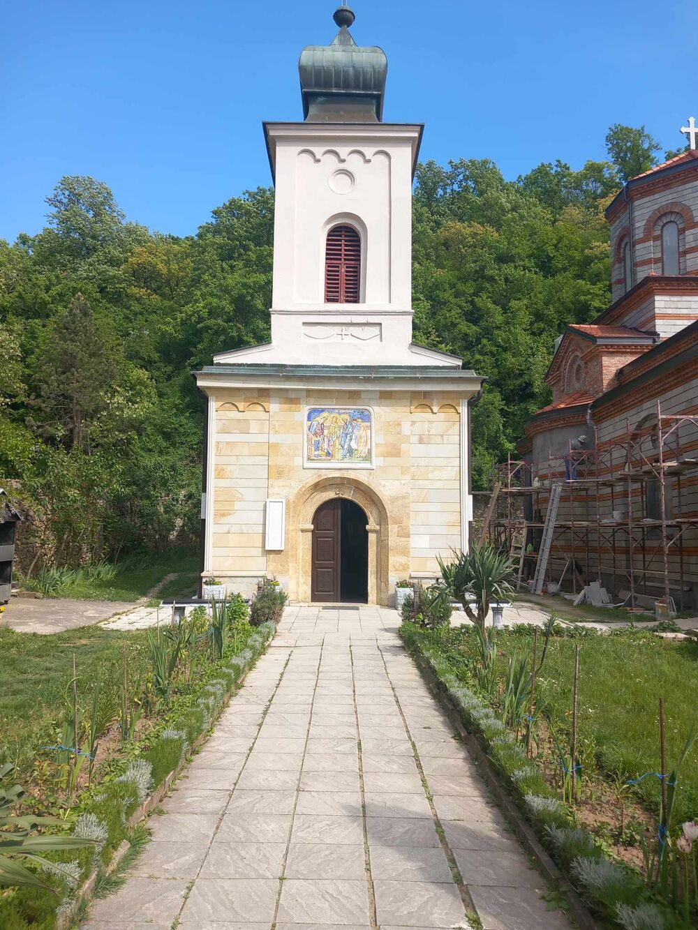 Porta manastira