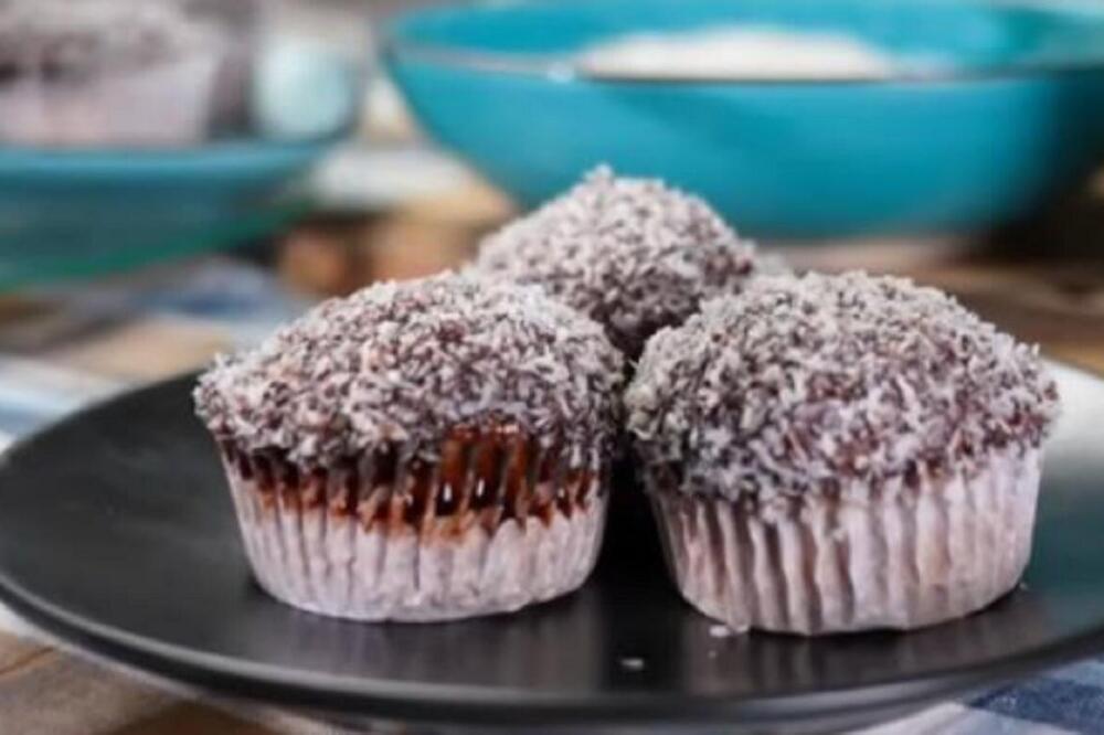 MNOGO BOLJI OD KLASIČNIH ČUPAVACA: Domaćica OTKRILA CAKU kako da od njih napravite MAFINE, neće vam biti dobro