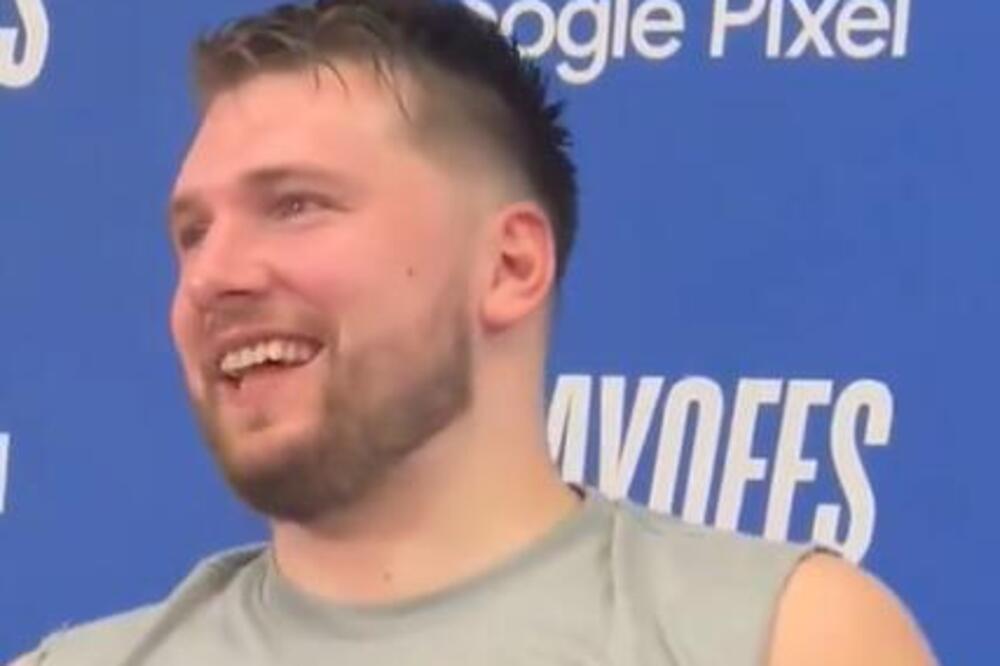 DONČIĆ ŠOKIRAN ZBOG ŽENSKOG STENJANJA NA KONFERENCIJI ZA MEDIJE: Lukina reakcija nasmejala novinare (VIDEO)