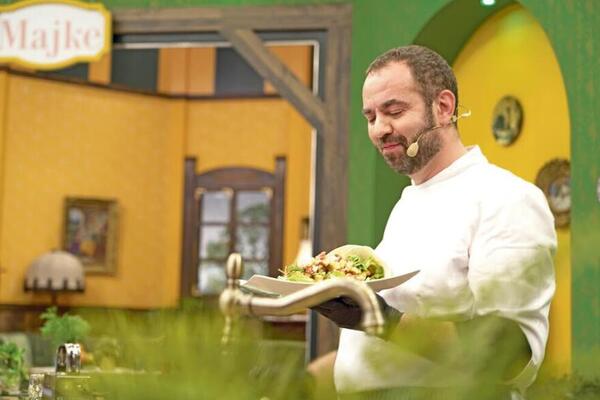 OBRADUJTE VAŠE VOLJENE NOVIM RECEPTIMA! Raša kuvar svakog vikenda predstavlja dva nova jela